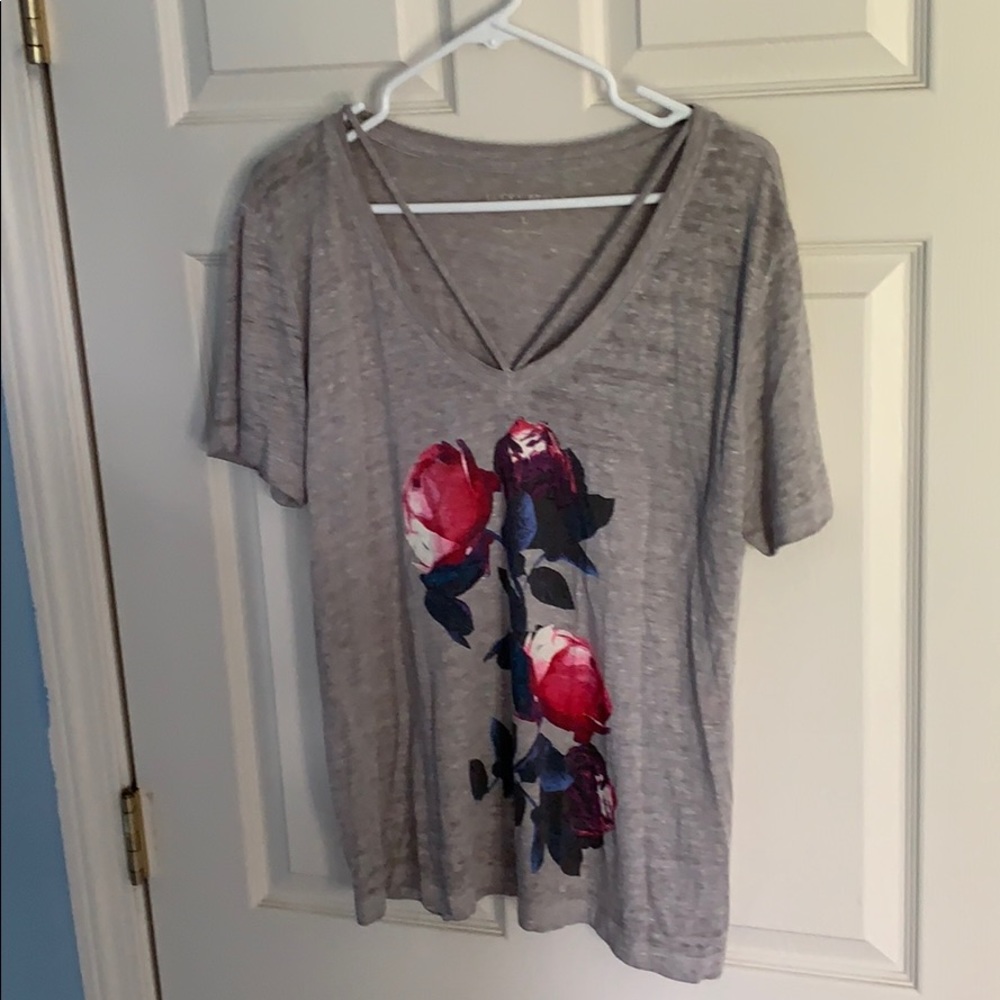 Graphic tee